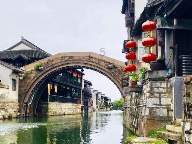 叶挺将军与原配黄春:解除十年婚姻,她却再未嫁人,死后魂归叶家